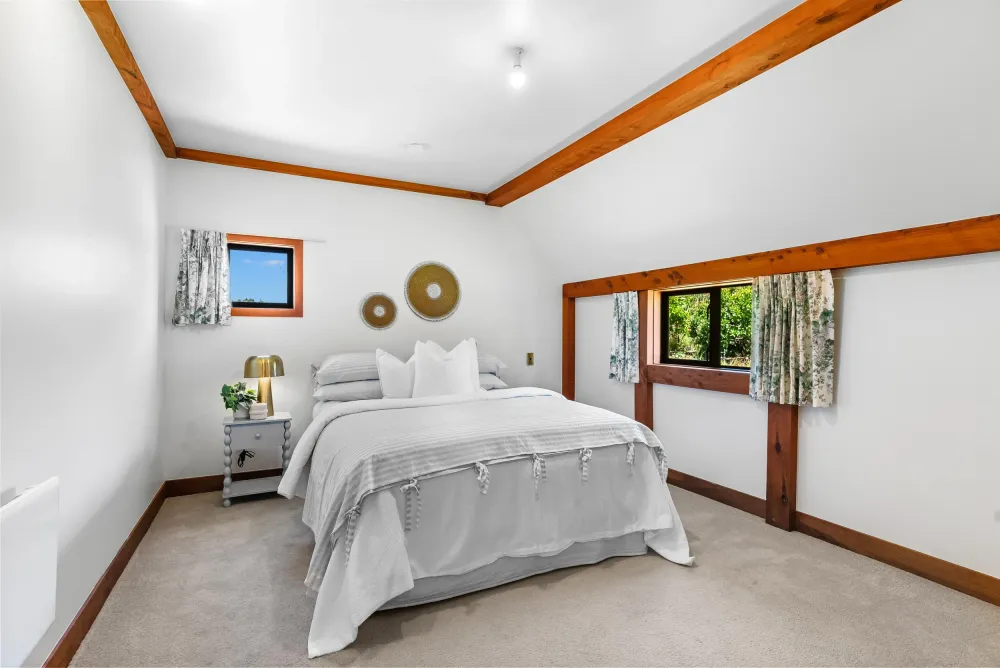 Photos of 61 Waipuna Road