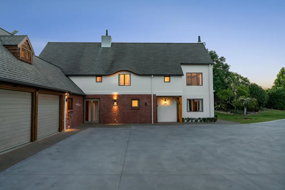 Photos of 61 Waipuna Road