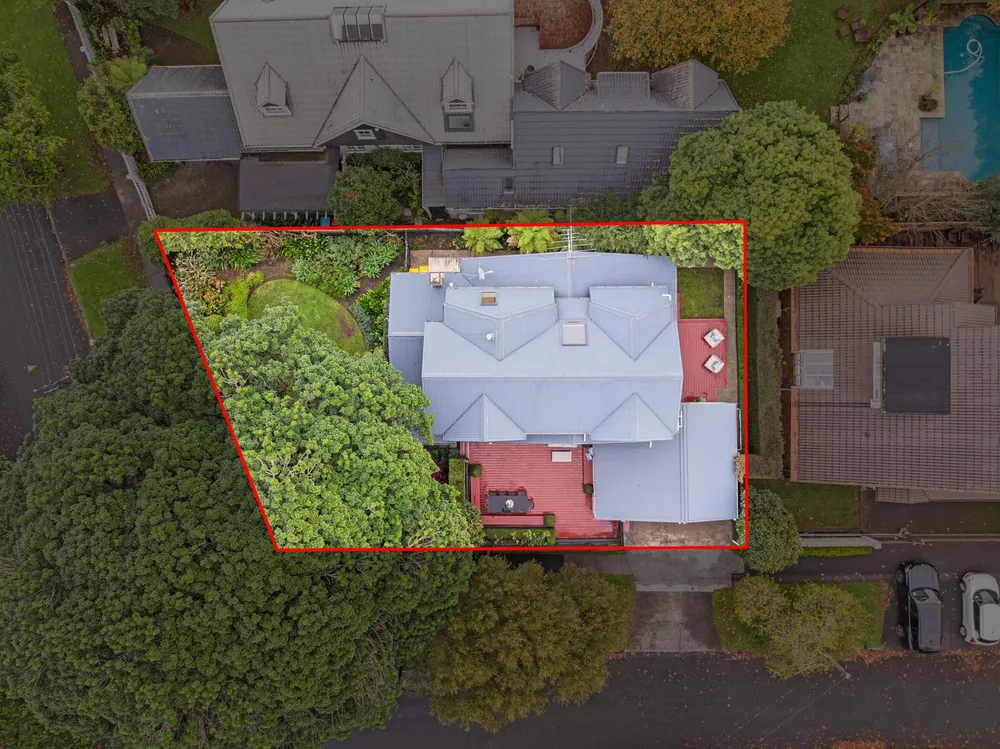 Photos of 6 Lewin Road