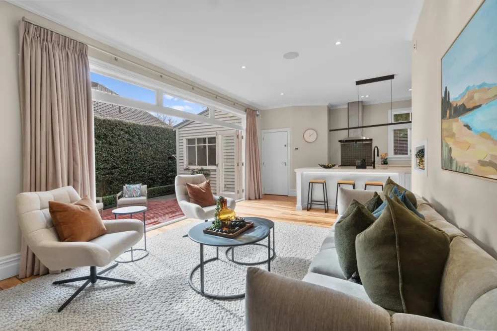 Photos of 6 Lewin Road
