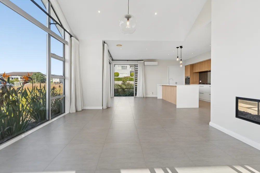 Photos of 2 Colonial Drive