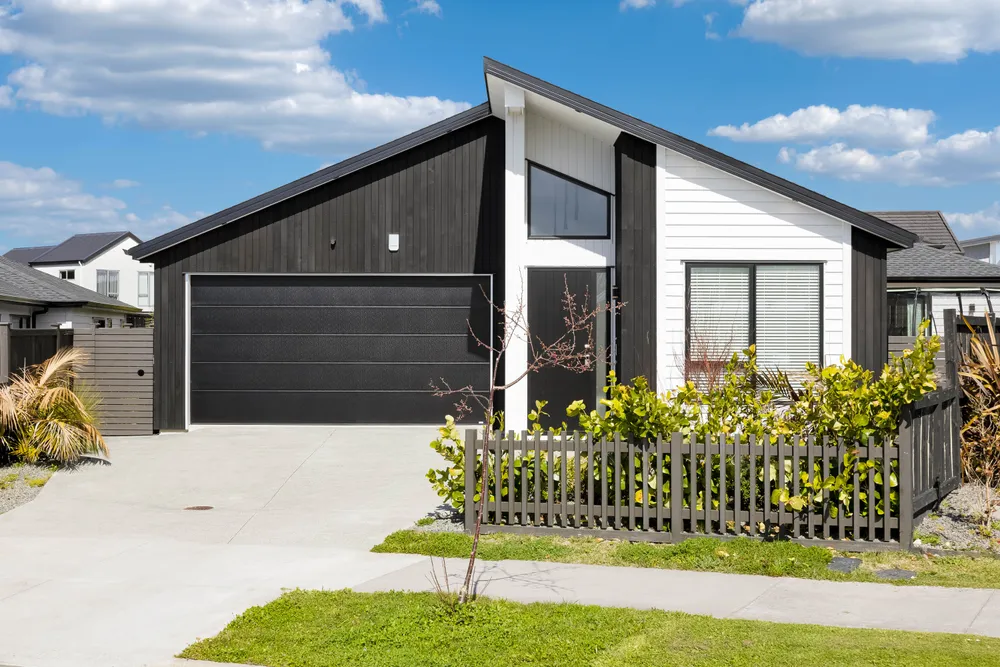 Photos of 39 Matahae Crescent