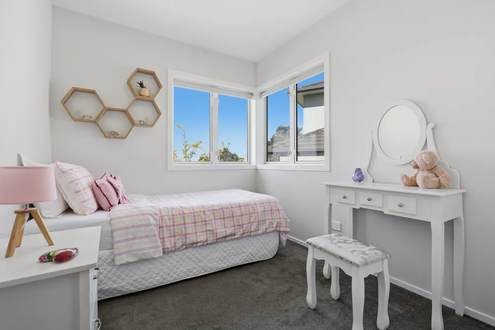 Photos of 129 West Hoe Heights