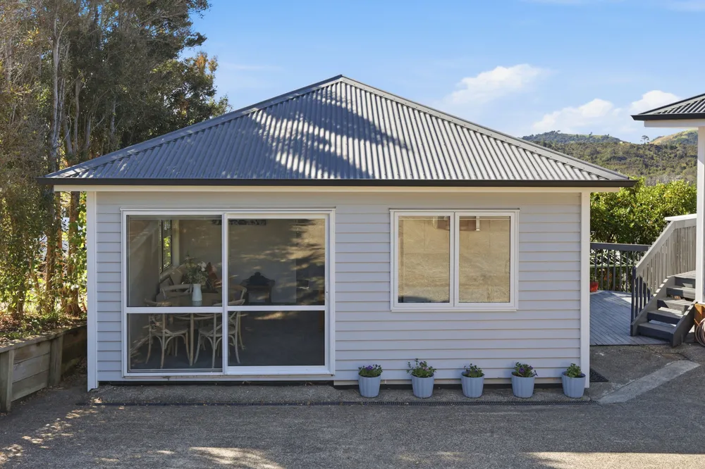 Photos of 129 West Hoe Heights