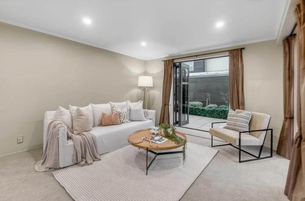 Photos of 64B Holly Road