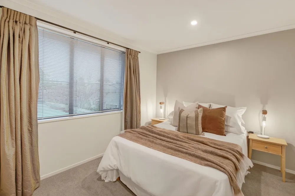 Photos of 64B Holly Road