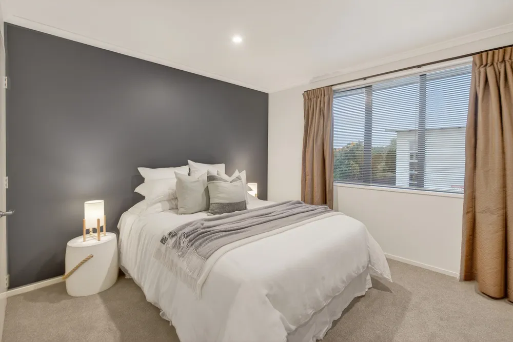 Photos of 64B Holly Road
