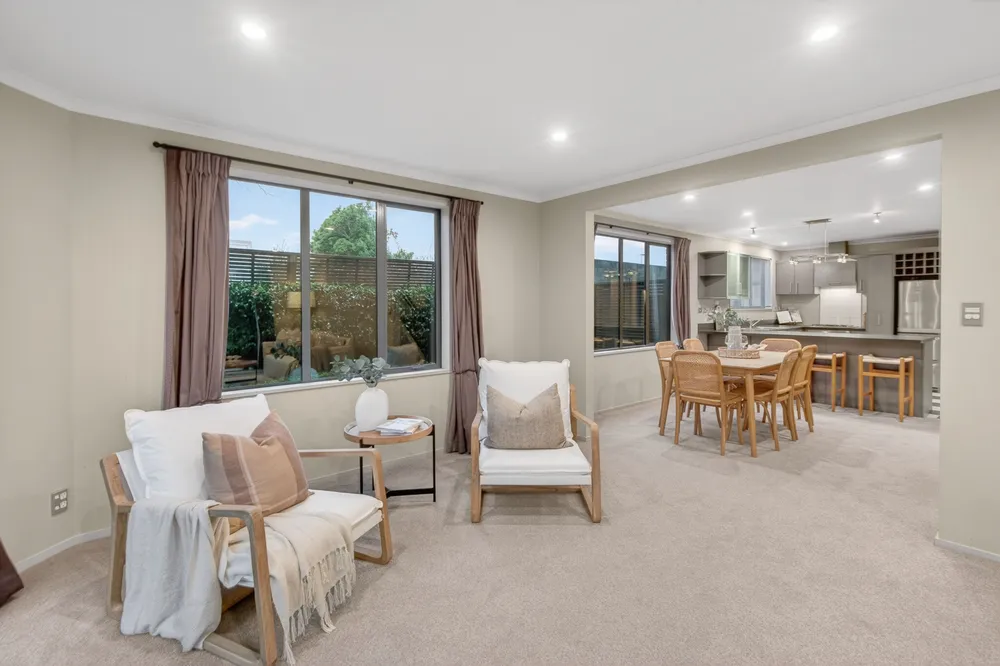 Photos of 64B Holly Road