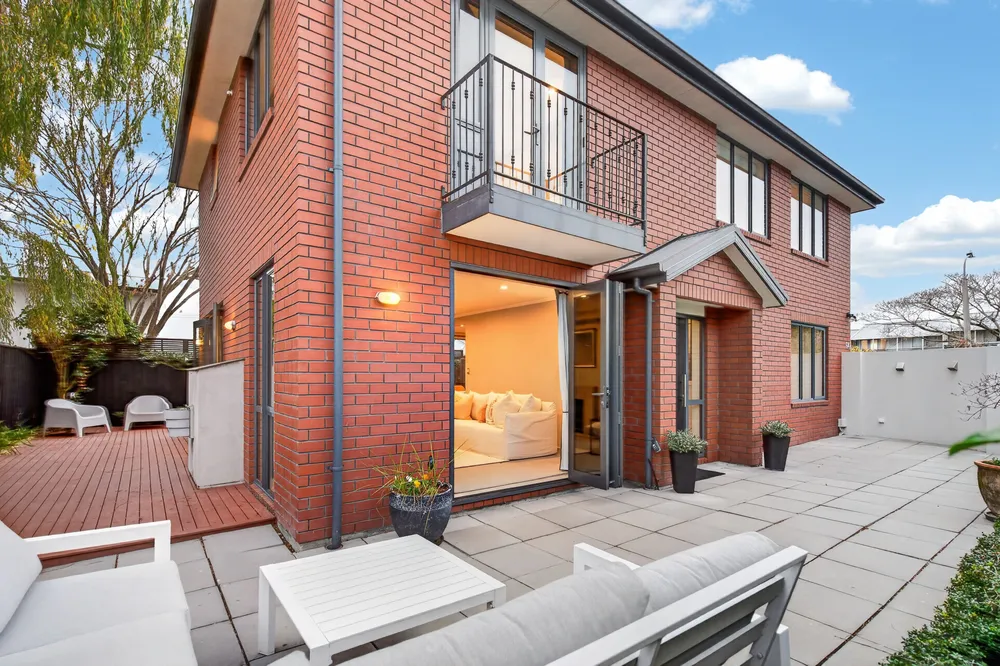 Photos of 64B Holly Road
