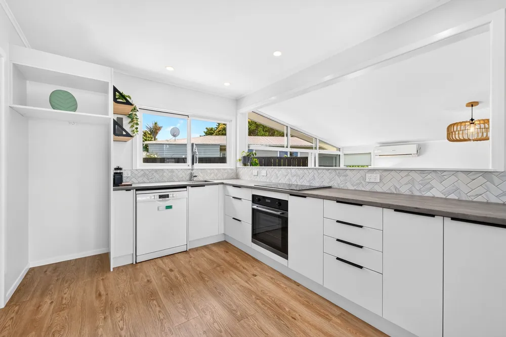 Photos of 77 Vodanovich Road