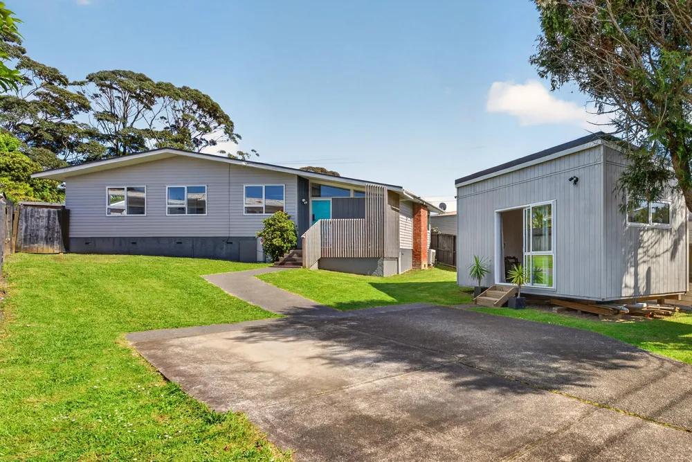 Photos of 77 Vodanovich Road