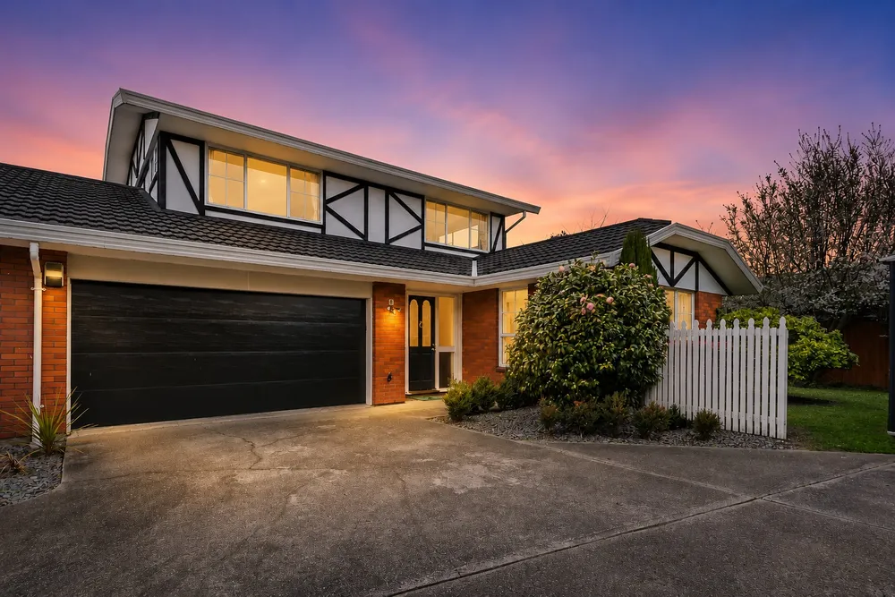 Photos of 147a Holly Road