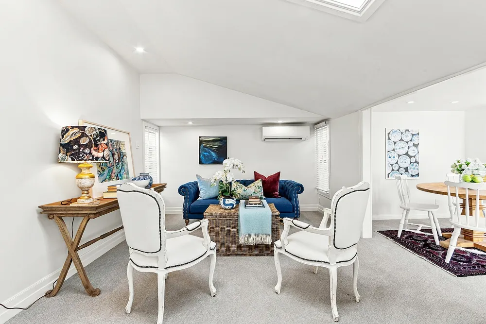 Photos of 147a Holly Road