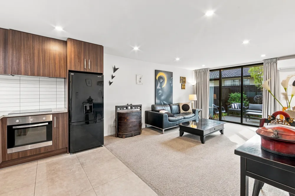 Photos of 147a Holly Road