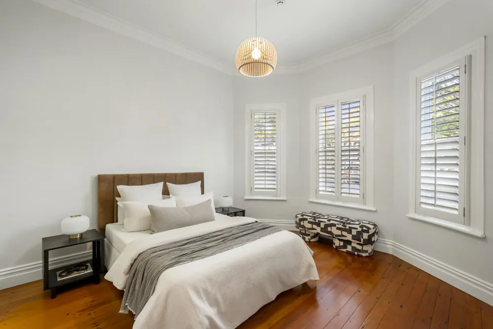 Photos of 11 Islington Street
