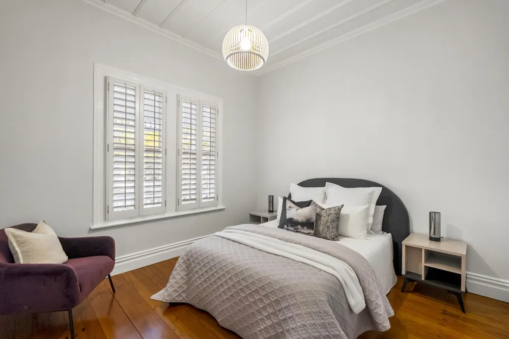 Photos of 11 Islington Street