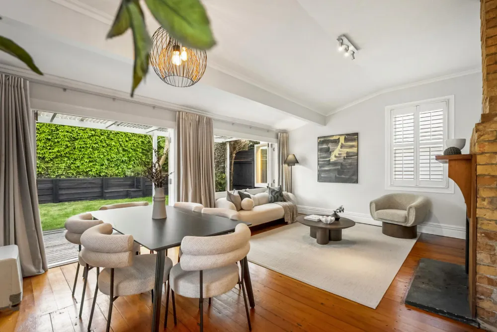 Photos of 11 Islington Street
