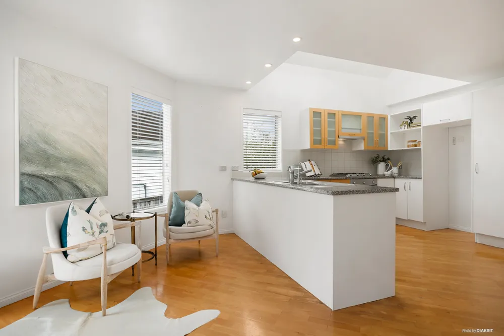 Photos of 25 Holgate Road