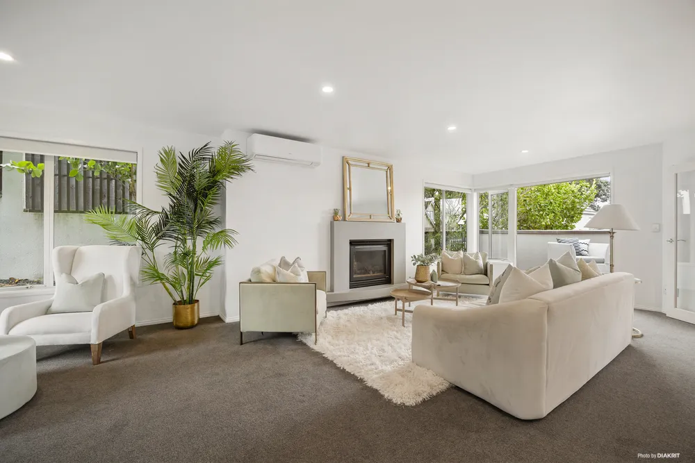 Photos of 25 Holgate Road