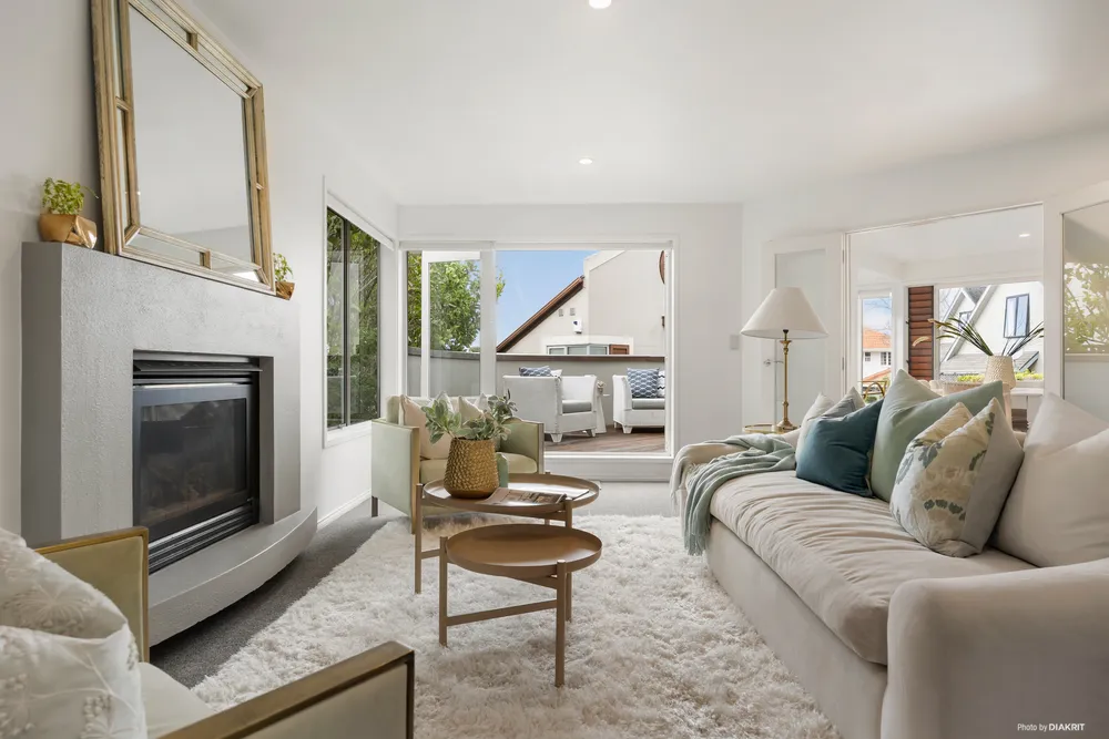 Photos of 25 Holgate Road