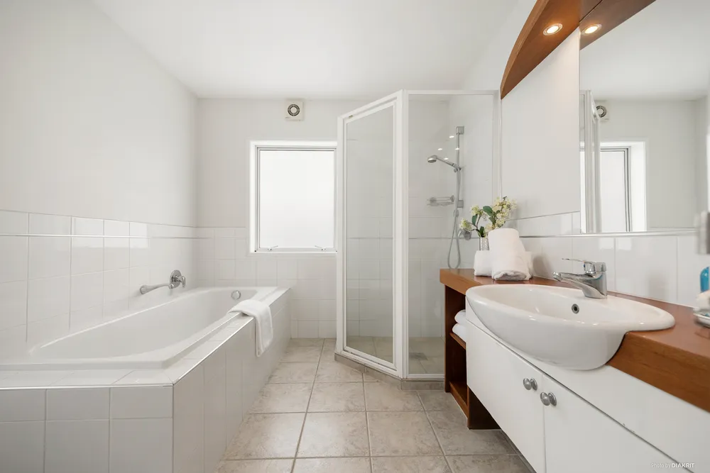 Photos of 25 Holgate Road