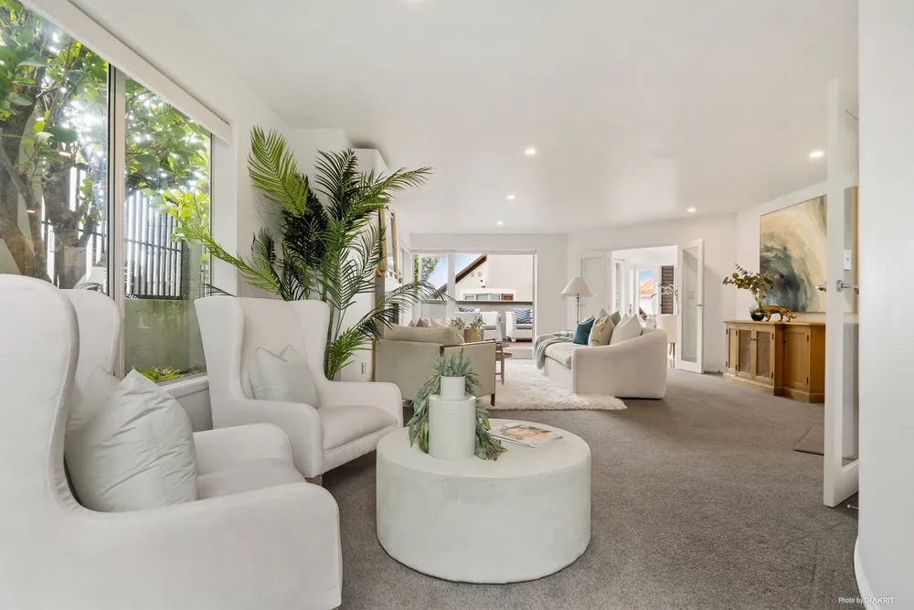 Photos of 25 Holgate Road