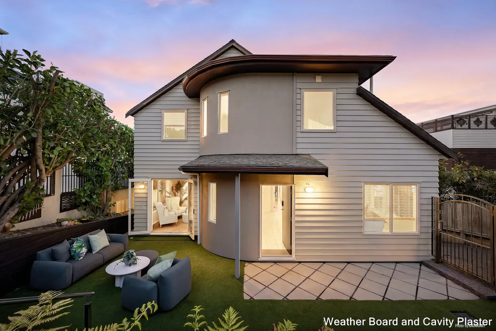 Photos of 25 Holgate Road