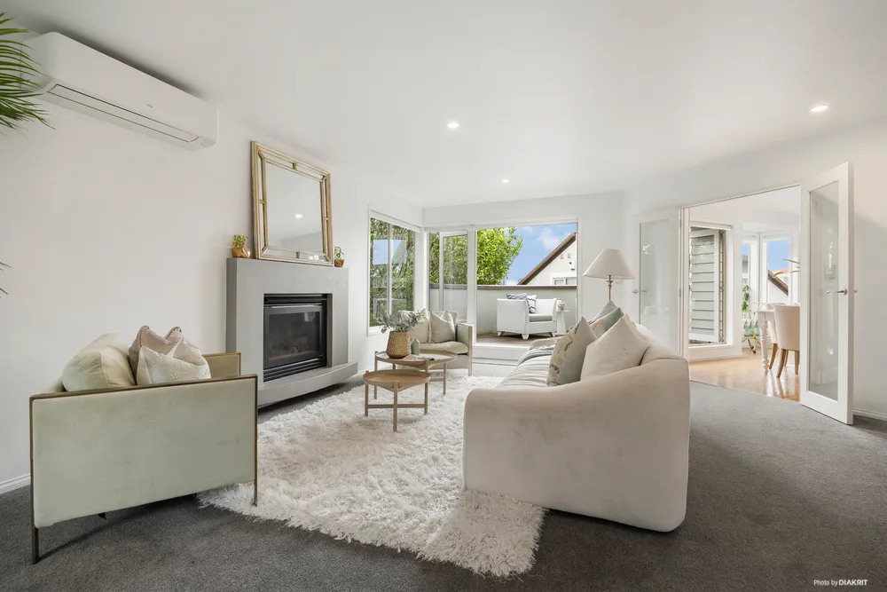 Photos of 25 Holgate Road