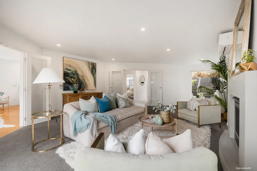 Photos of 25 Holgate Road