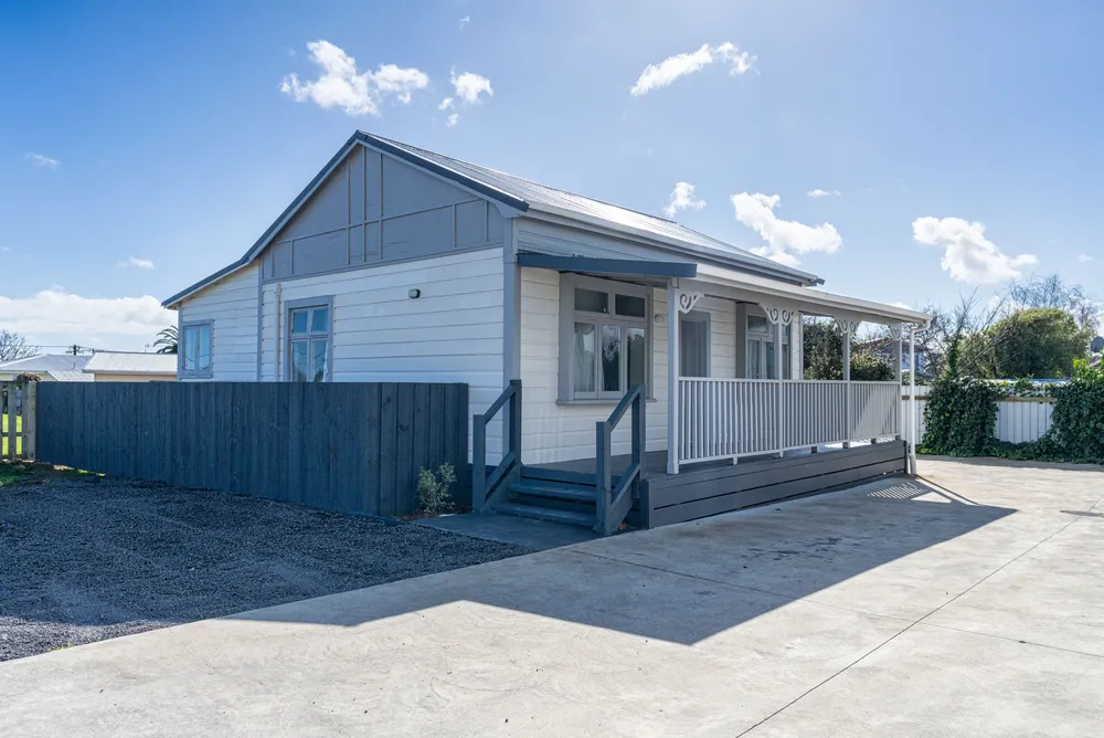 Photos of 21 Beatty Street