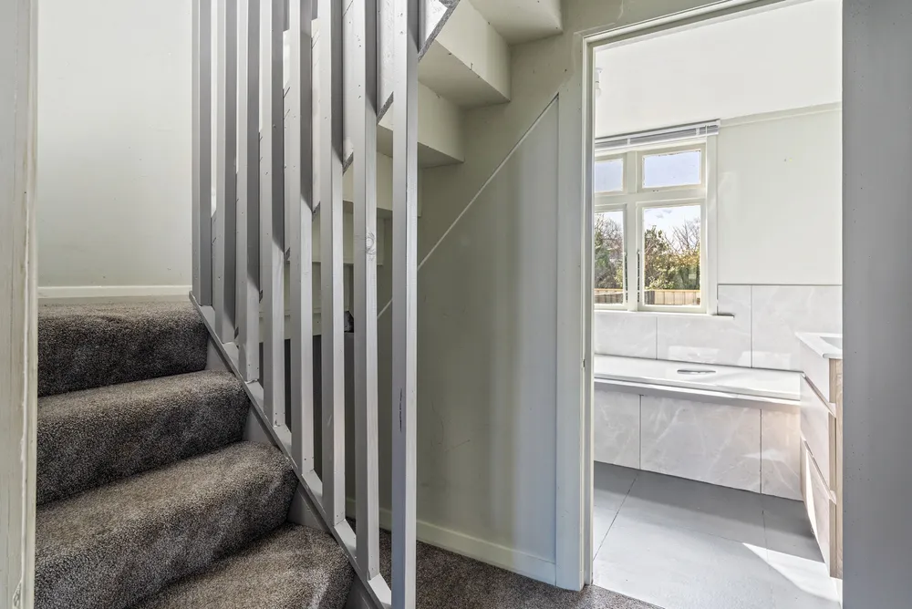 Photos of 21 Beatty Street