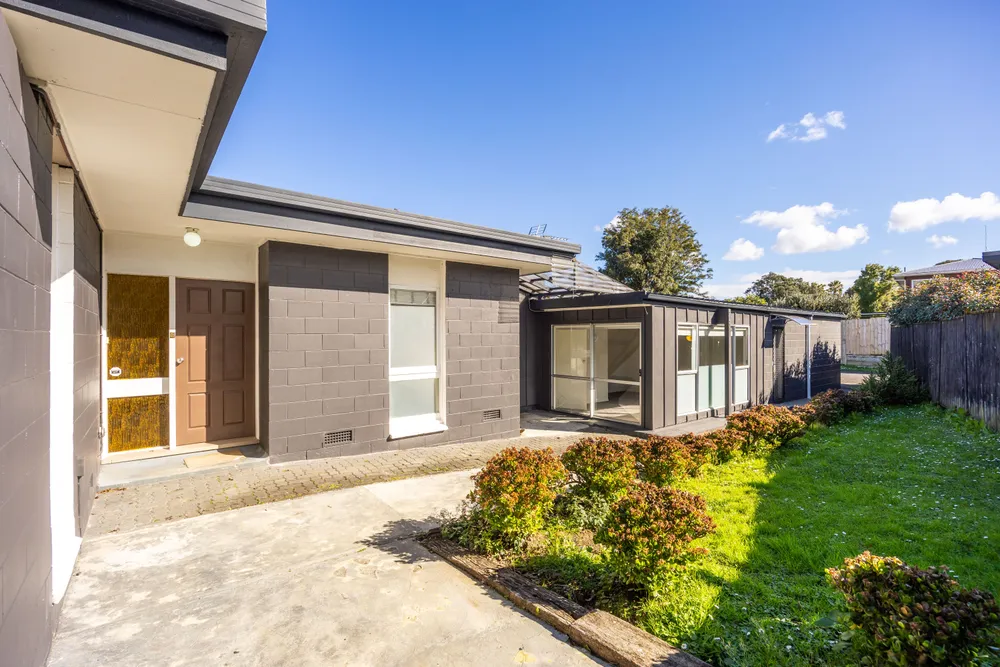 Photos of 25 Meadway