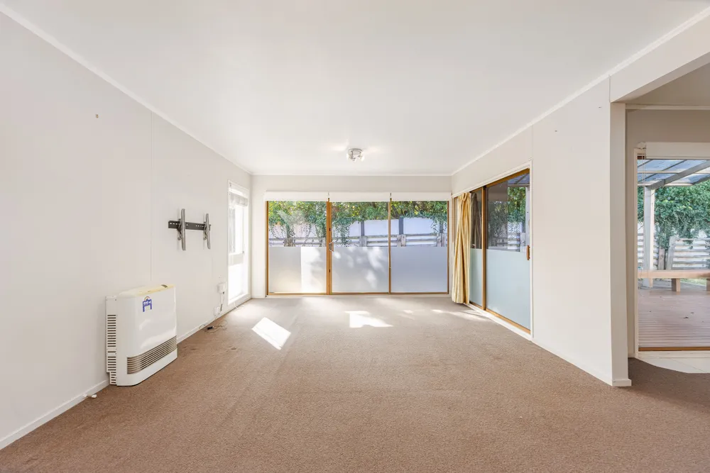Photos of 25 Meadway