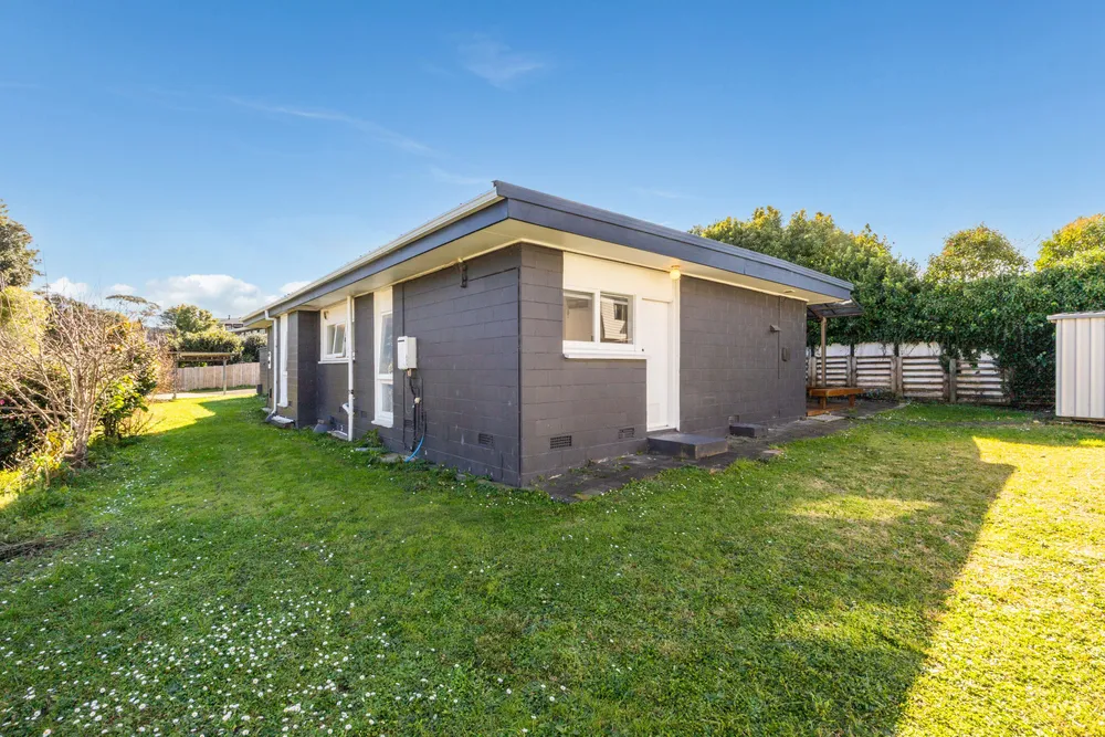 Photos of 25 Meadway