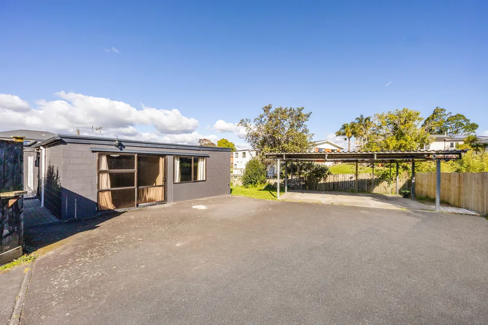 Photos of 25 Meadway