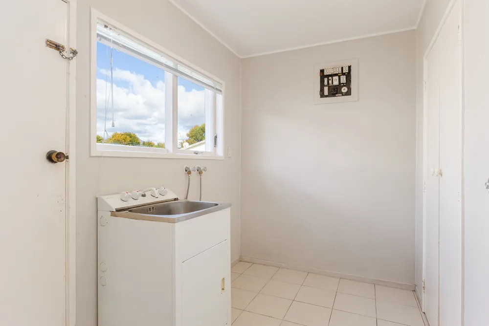 Photos of 25 Meadway