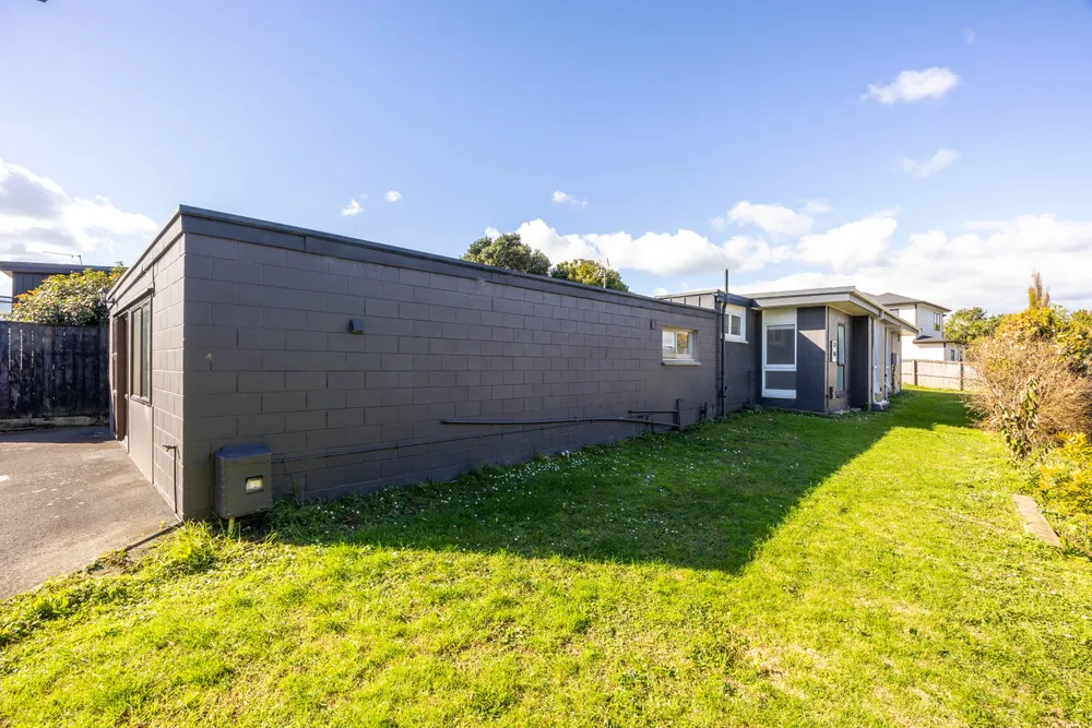 Photos of 25 Meadway