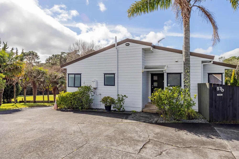 Photos of 1/57 Unsworth Drive