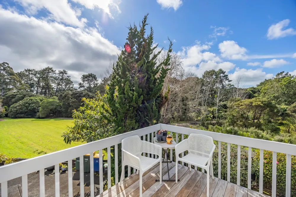 Photos of 1/57 Unsworth Drive