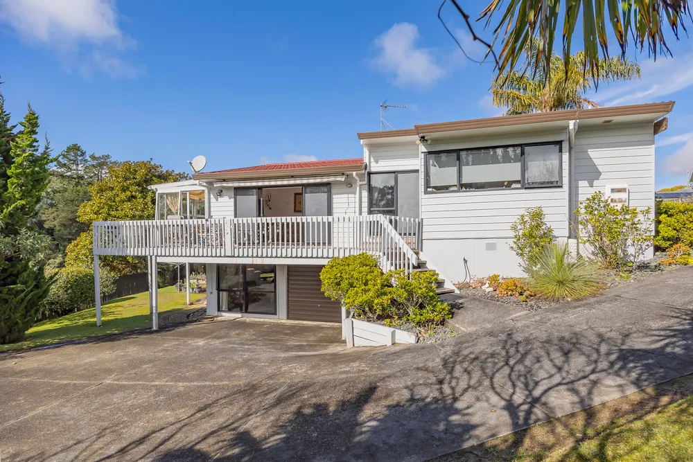 Photos of 1/57 Unsworth Drive