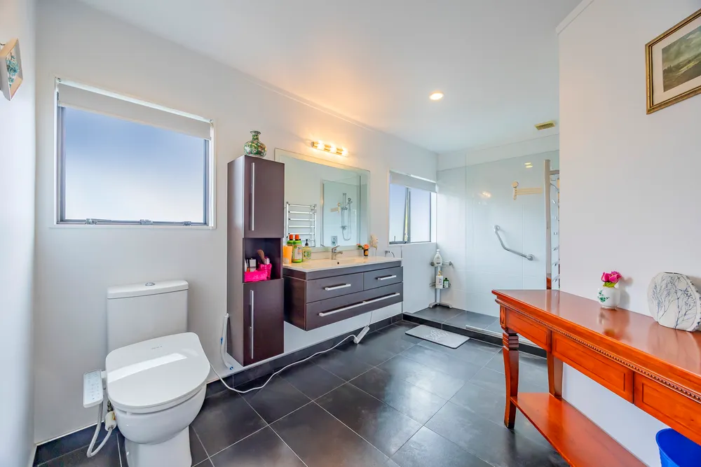 Photos of 1/57 Unsworth Drive