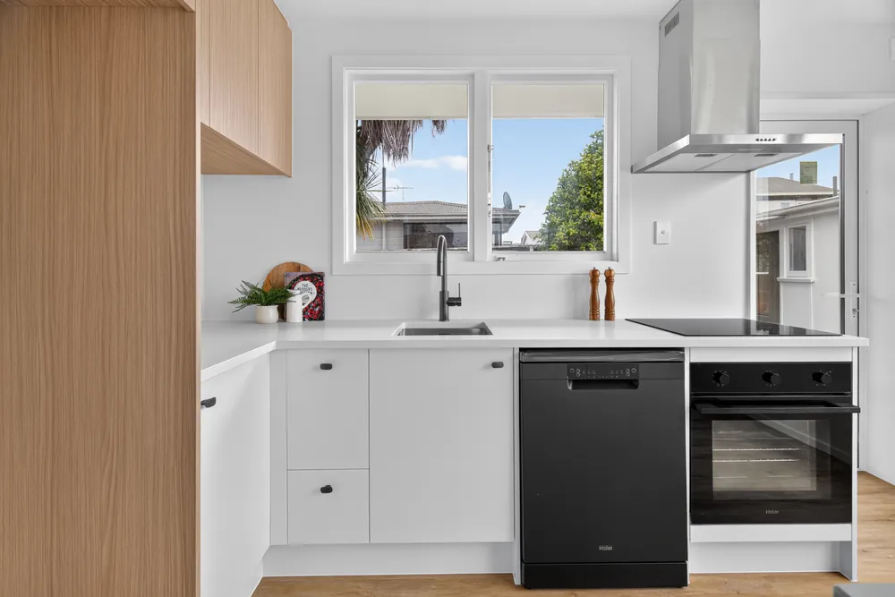 Photos of 1A Quinns Road