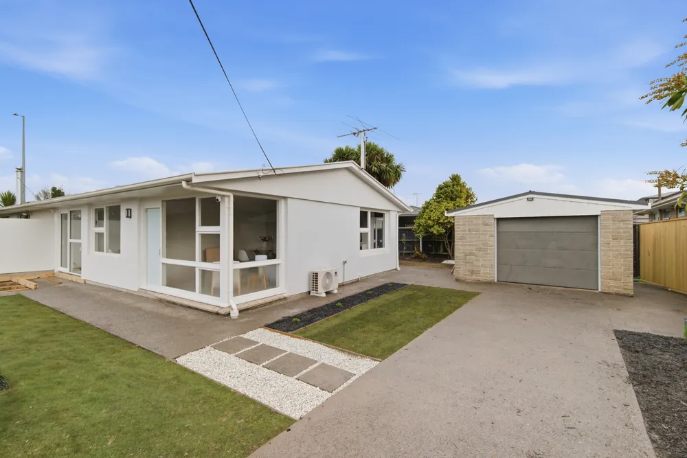 Photos of 1A Quinns Road