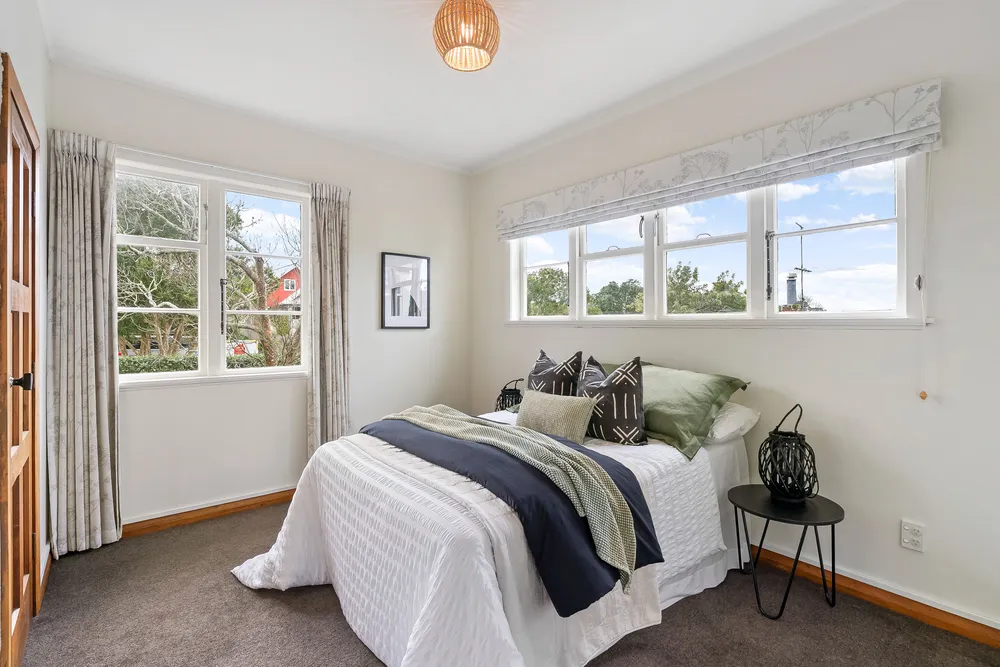 Photos of 11 Newell Street