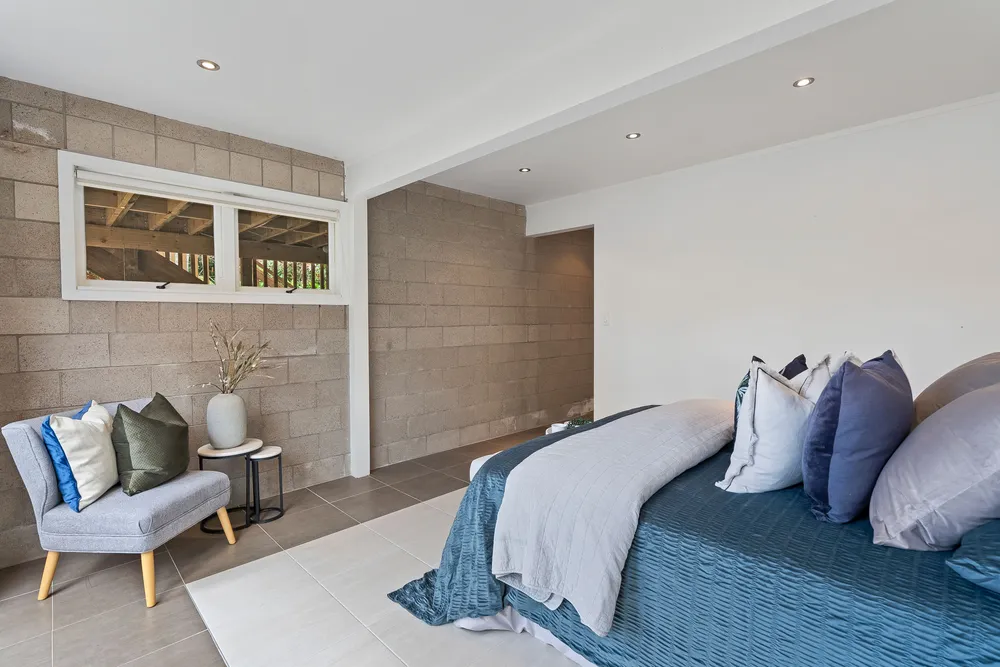 Photos of 11 Newell Street