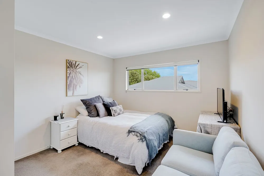 Photos of 5 Bishopsworth Way