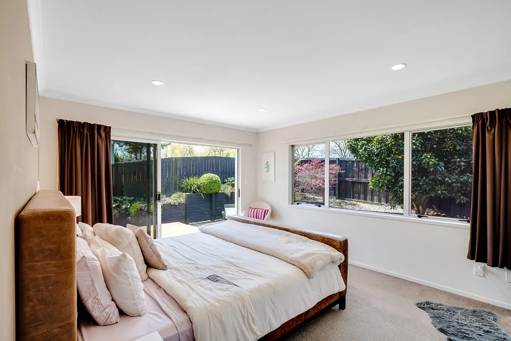 Photos of 5 Bishopsworth Way