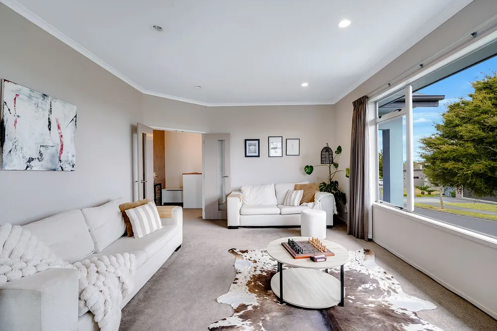 Photos of 5 Bishopsworth Way