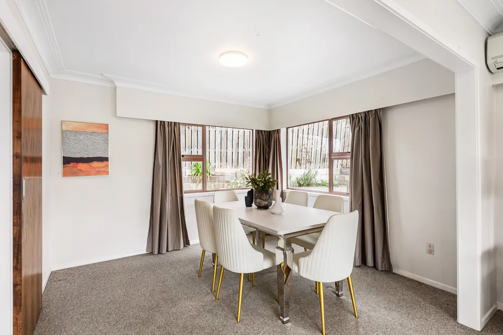 Photos of 1242A New North Road