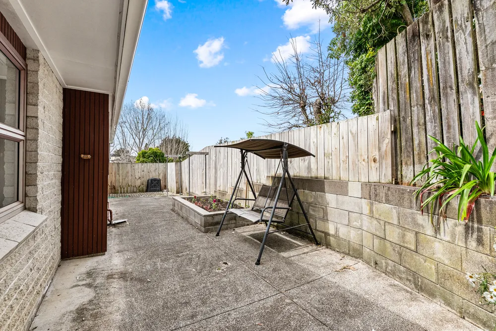 Photos of 1242A New North Road